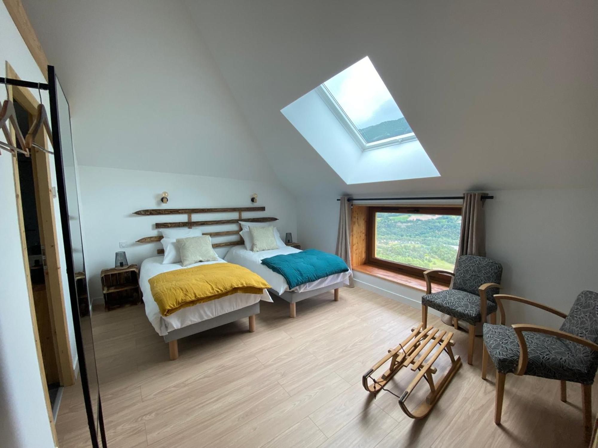 Le Couleau Bed & Breakfast Chateauroux-les-Alpes Dış mekan fotoğraf